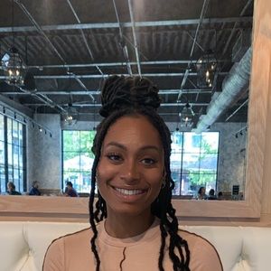 Meet your Posher, Candice